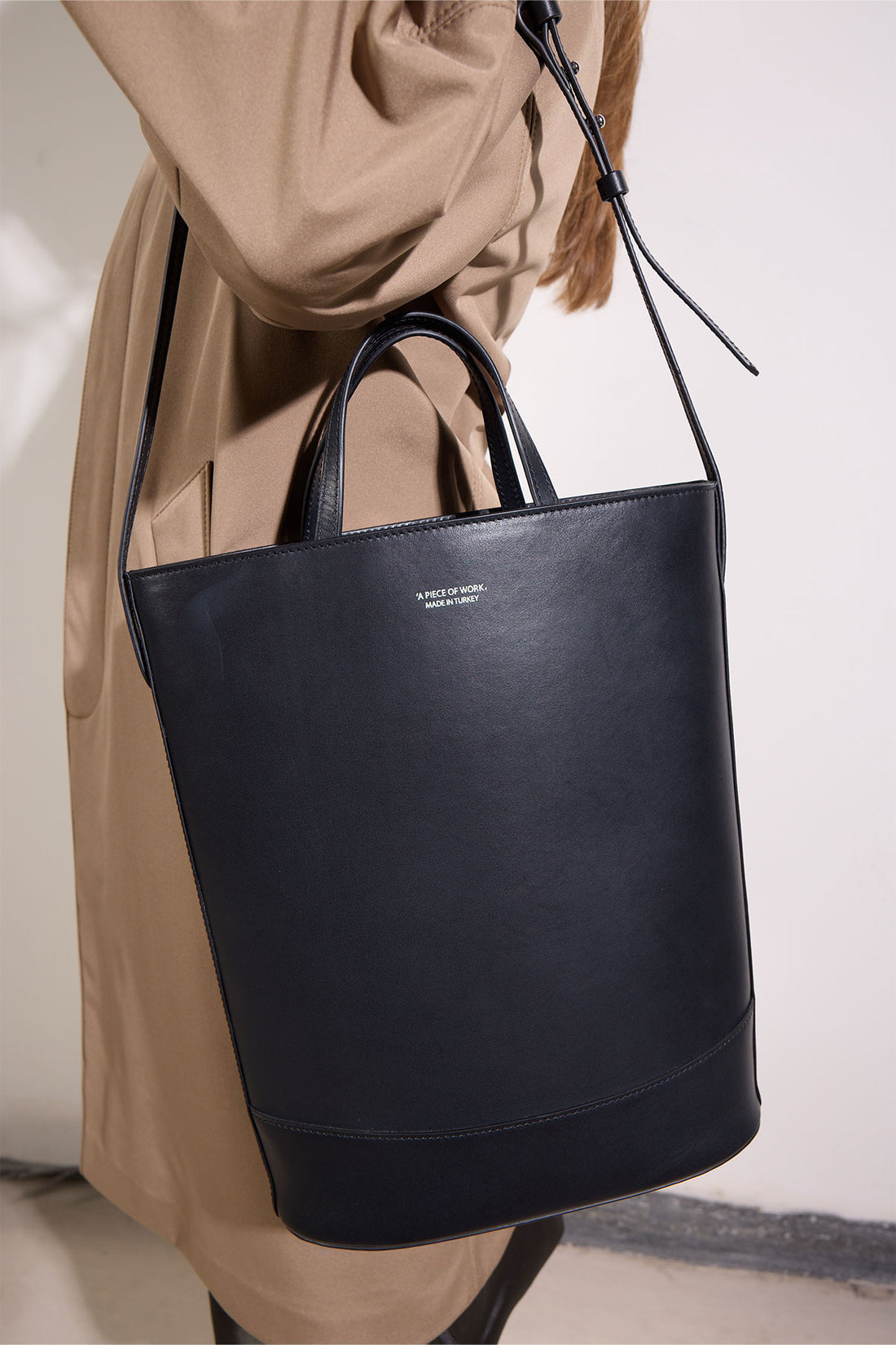 Leather Laptop Bag in Black