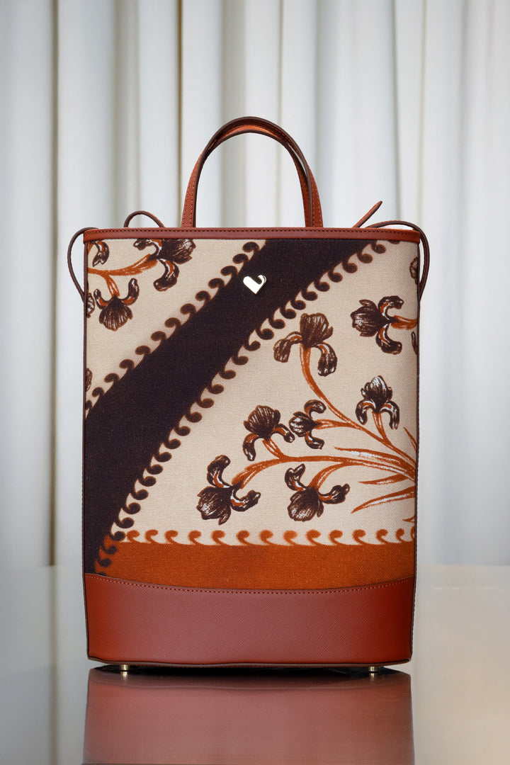 Relic Laptop Bag in Brown